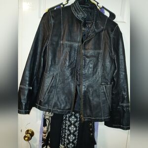 🎄🎁Womans NINA & NUCCI Black Leather Jacket Size Small